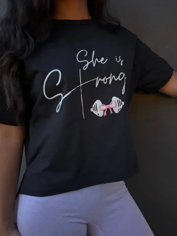 She Is Strong - Colección Inspiracional
